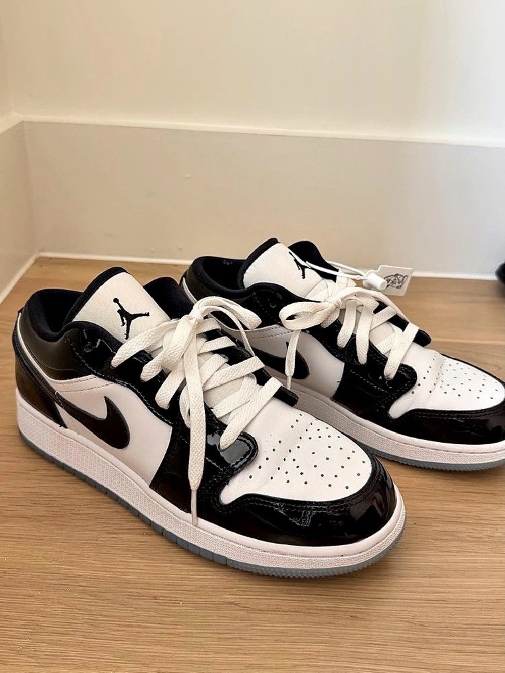 Jordan Air Jordan 1 Low SE GS Concord Black & White US 6Y